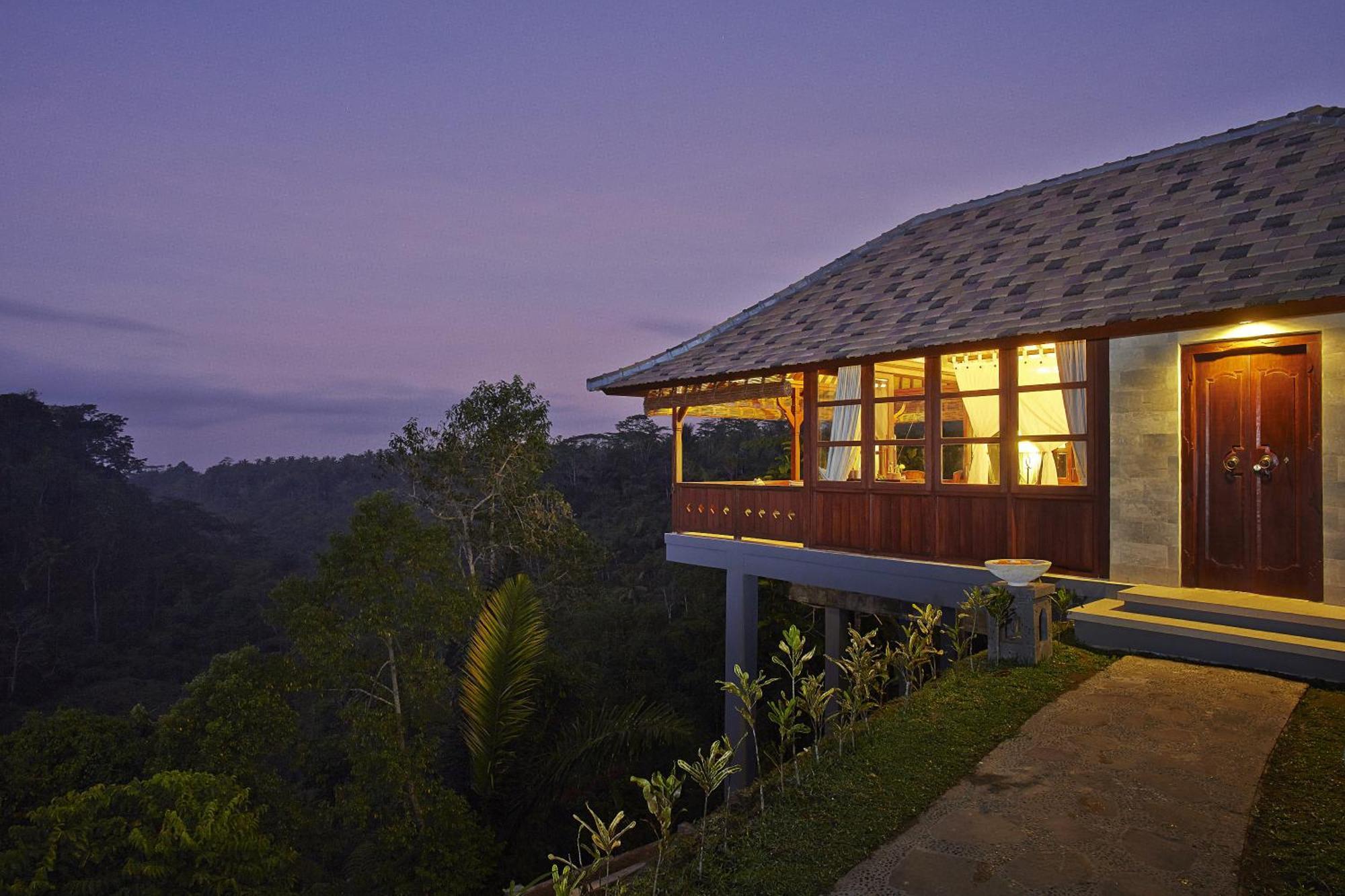 Отель Bagus Jati Health & Wellbeing Retreat Тегаллаланг Экстерьер фото