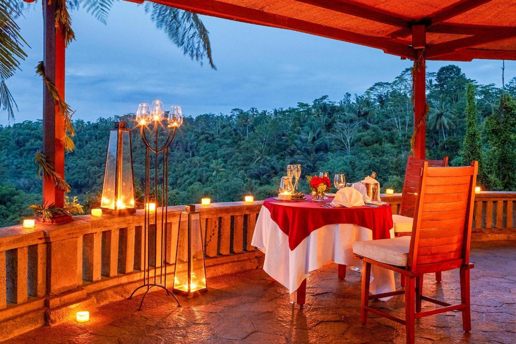 Отель Bagus Jati Health & Wellbeing Retreat Тегаллаланг Экстерьер фото
