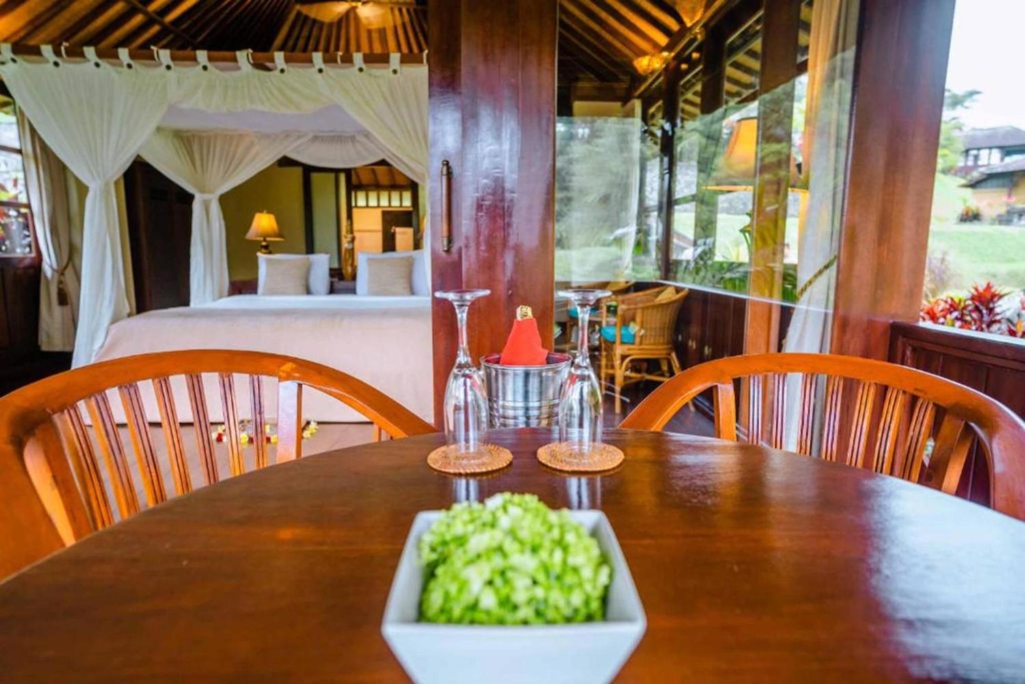 Отель Bagus Jati Health & Wellbeing Retreat Тегаллаланг Экстерьер фото