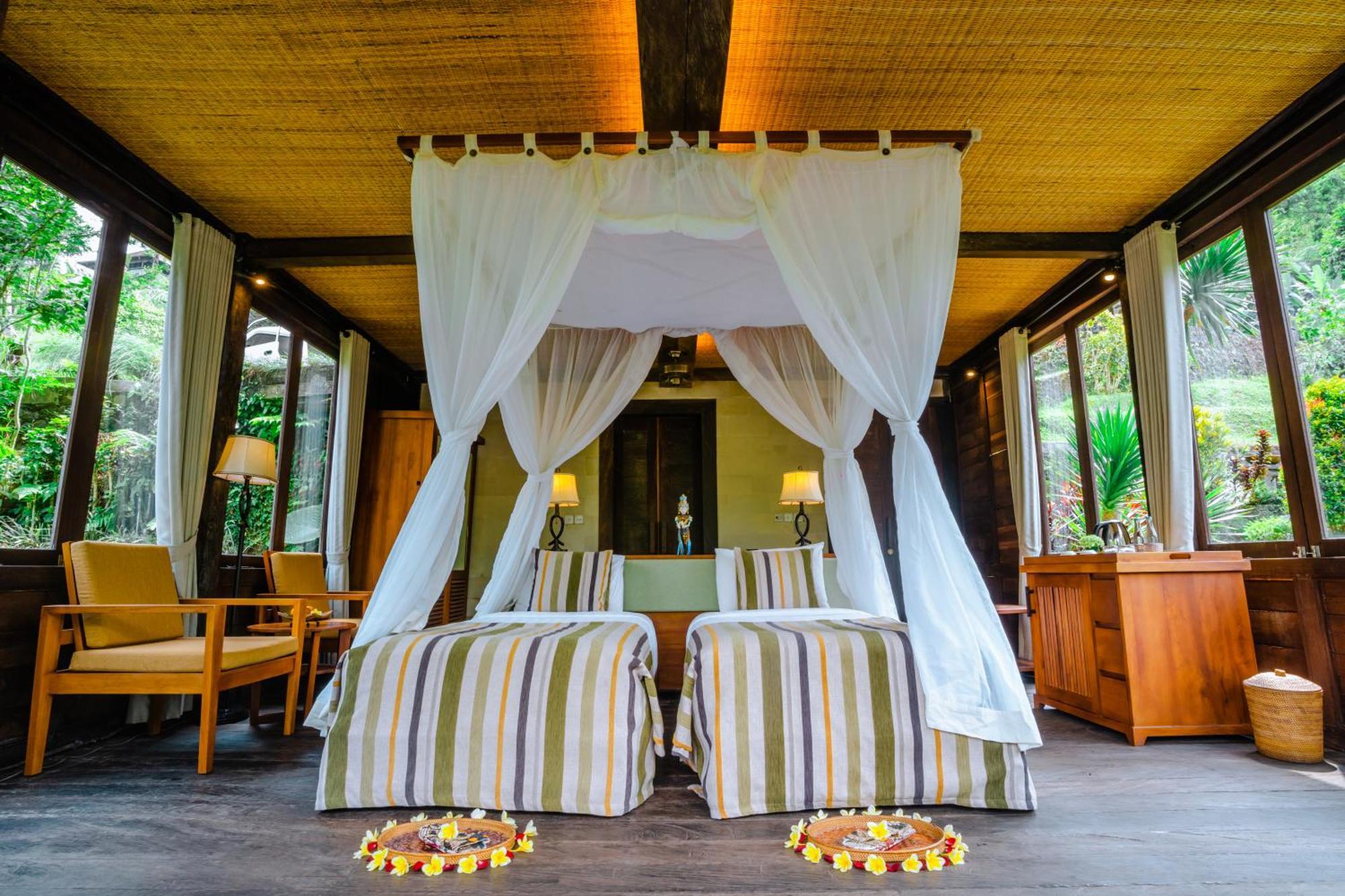 Отель Bagus Jati Health & Wellbeing Retreat Тегаллаланг Экстерьер фото